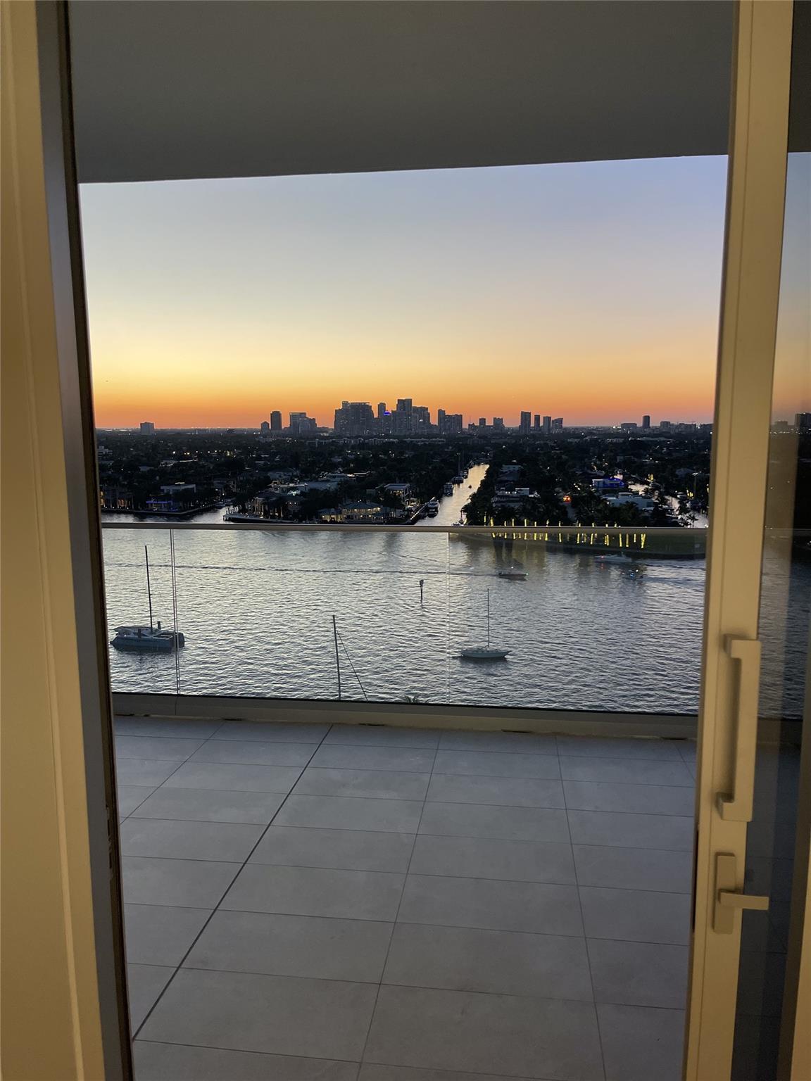 SELENE - Residential Lease