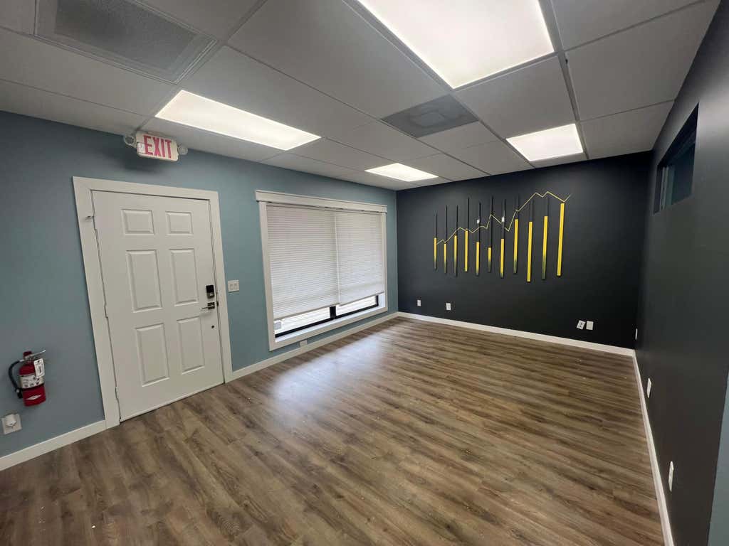Photo of 10625 N MILITARY Trail #204, Palm Beach Gardens, FL 33410 (MLS # B26052550)