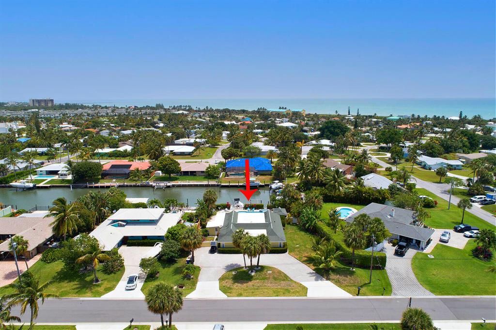 Photo of 1718 Rio Vista Drive, Fort Pierce, FL 34949 (MLS # R10722861)