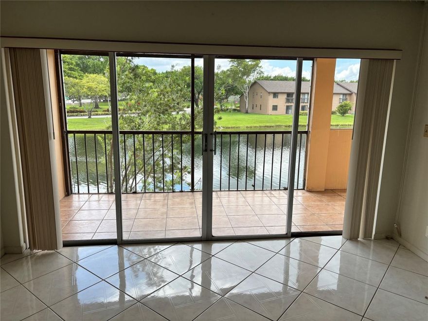 Beautiful Lake Views from this well maintained and well priced ALL AGES - 2 bedroom 2 bath condo. Sunrise Island is located in close proximity to the Sawgrass Mills Mall, Bank Atlantic Center and close to all major highways. Hurry, this one won't last.