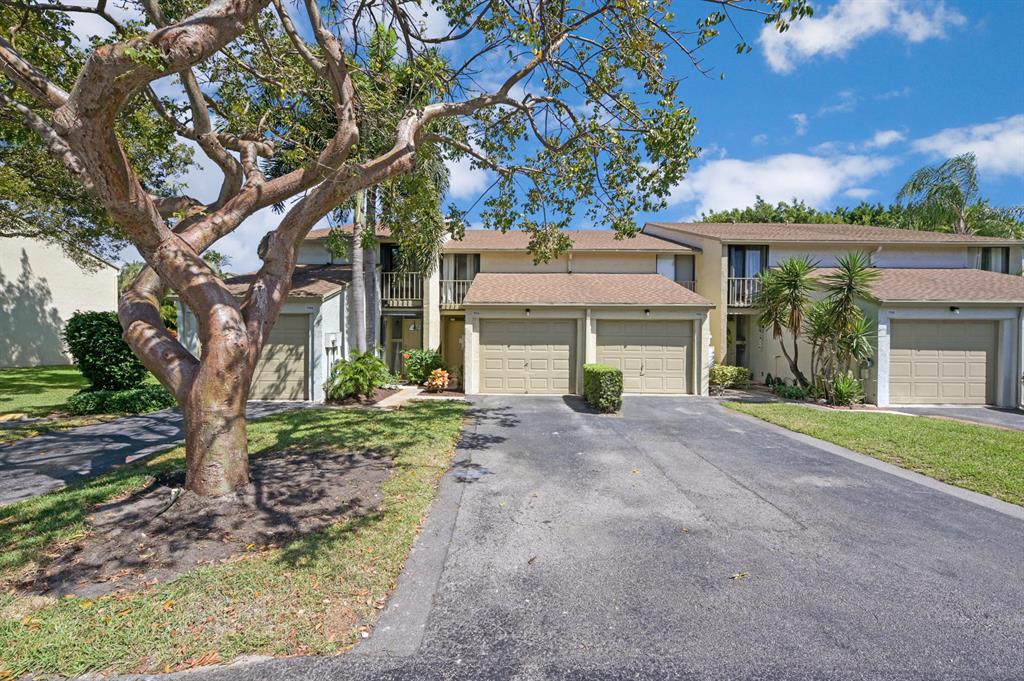 BOCA PINAR CONDO - Residential