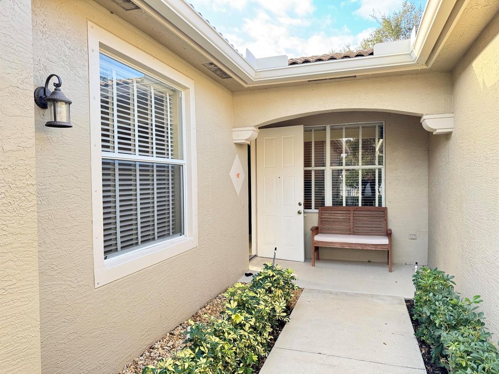 Photo of 8654 Lineyard Cay, West Palm Beach, FL 33411 (MLS # R11101100)