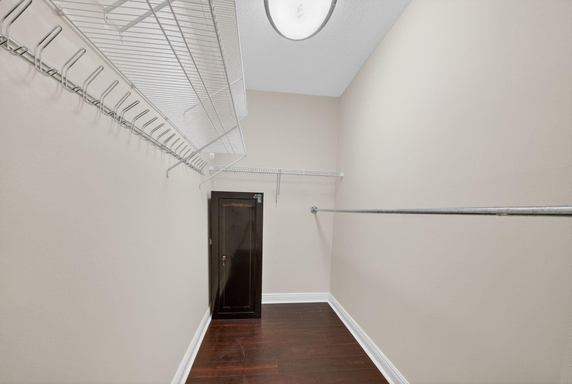 Old Palm Grove - Residential