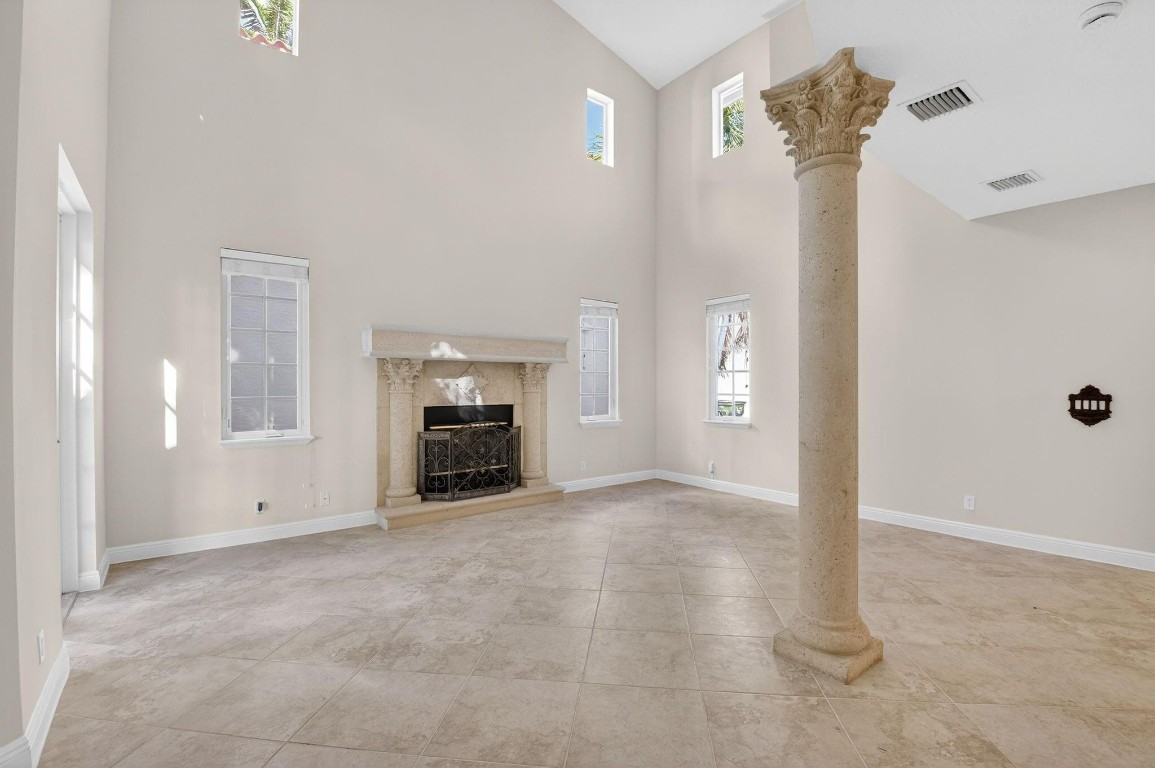 Old Palm Grove - Residential