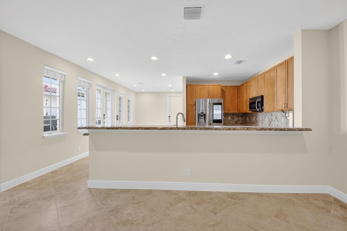 Old Palm Grove - Residential