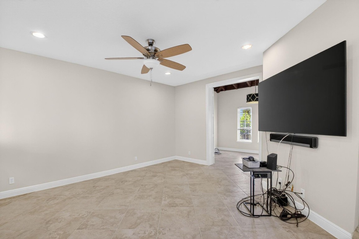 Old Palm Grove - Residential