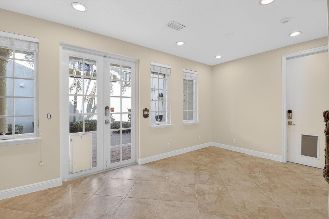 Old Palm Grove - Residential