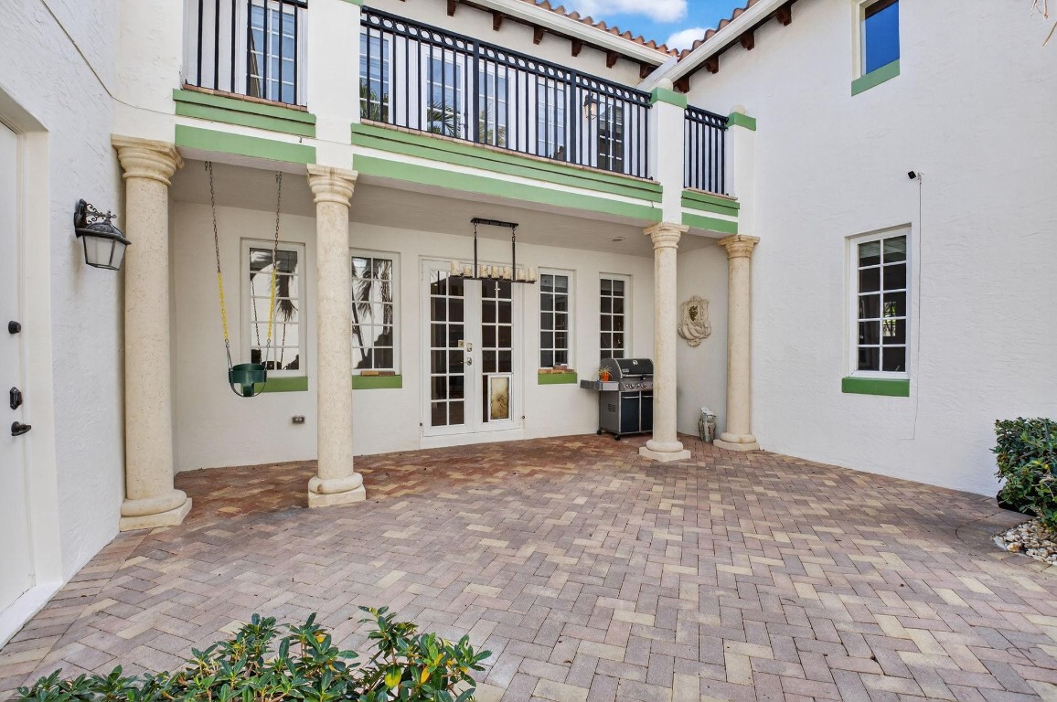 Old Palm Grove - Residential