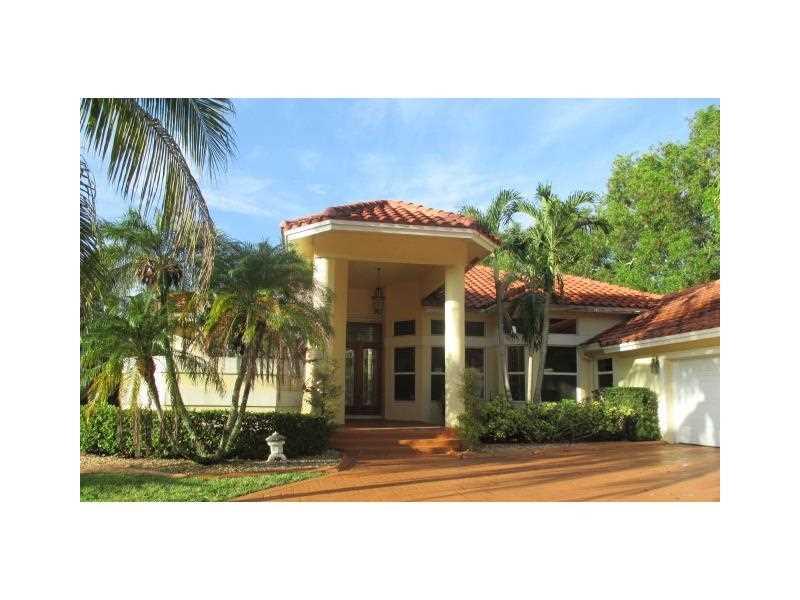 FAIRWAYS AT EAGLE TRACE - Residential