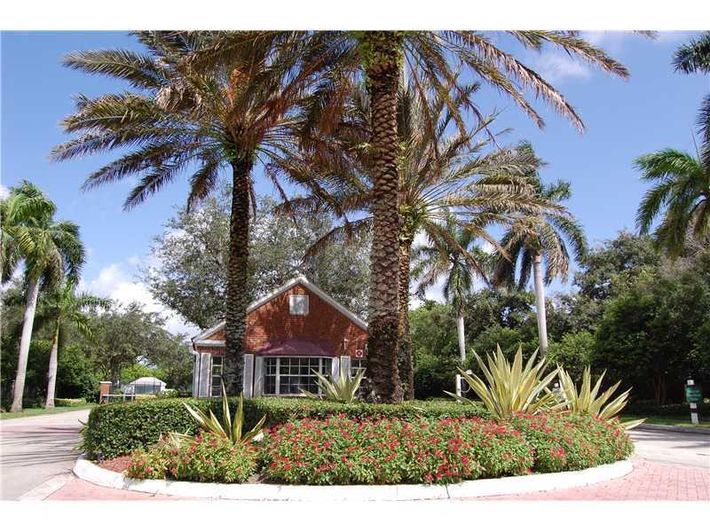 FAIRWAYS AT EAGLE TRACE - Residential