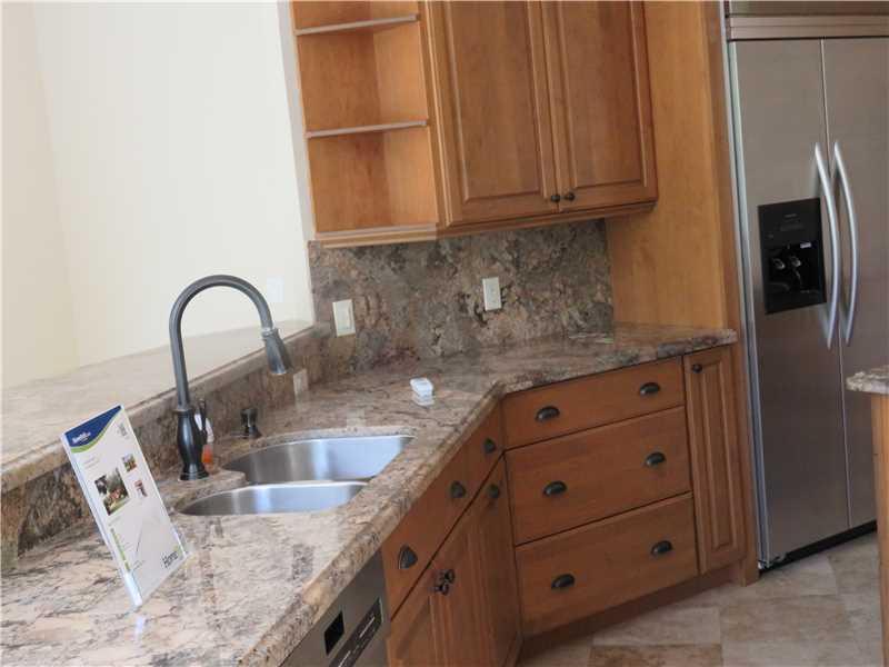 FAIRWAYS AT EAGLE TRACE - Residential