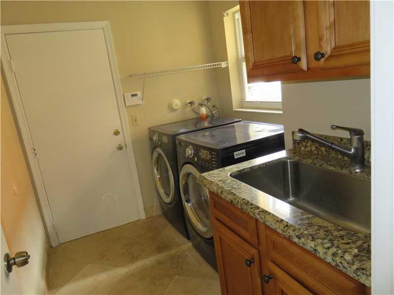 FAIRWAYS AT EAGLE TRACE - Residential