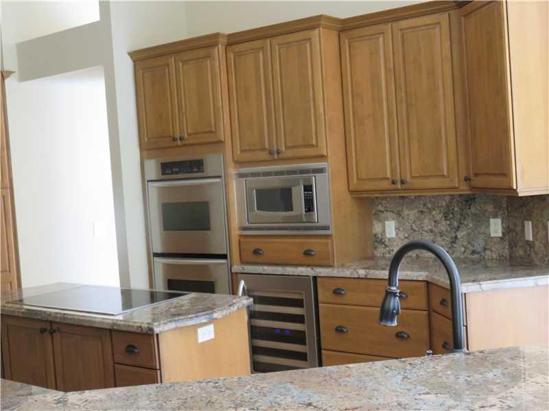 FAIRWAYS AT EAGLE TRACE - Residential