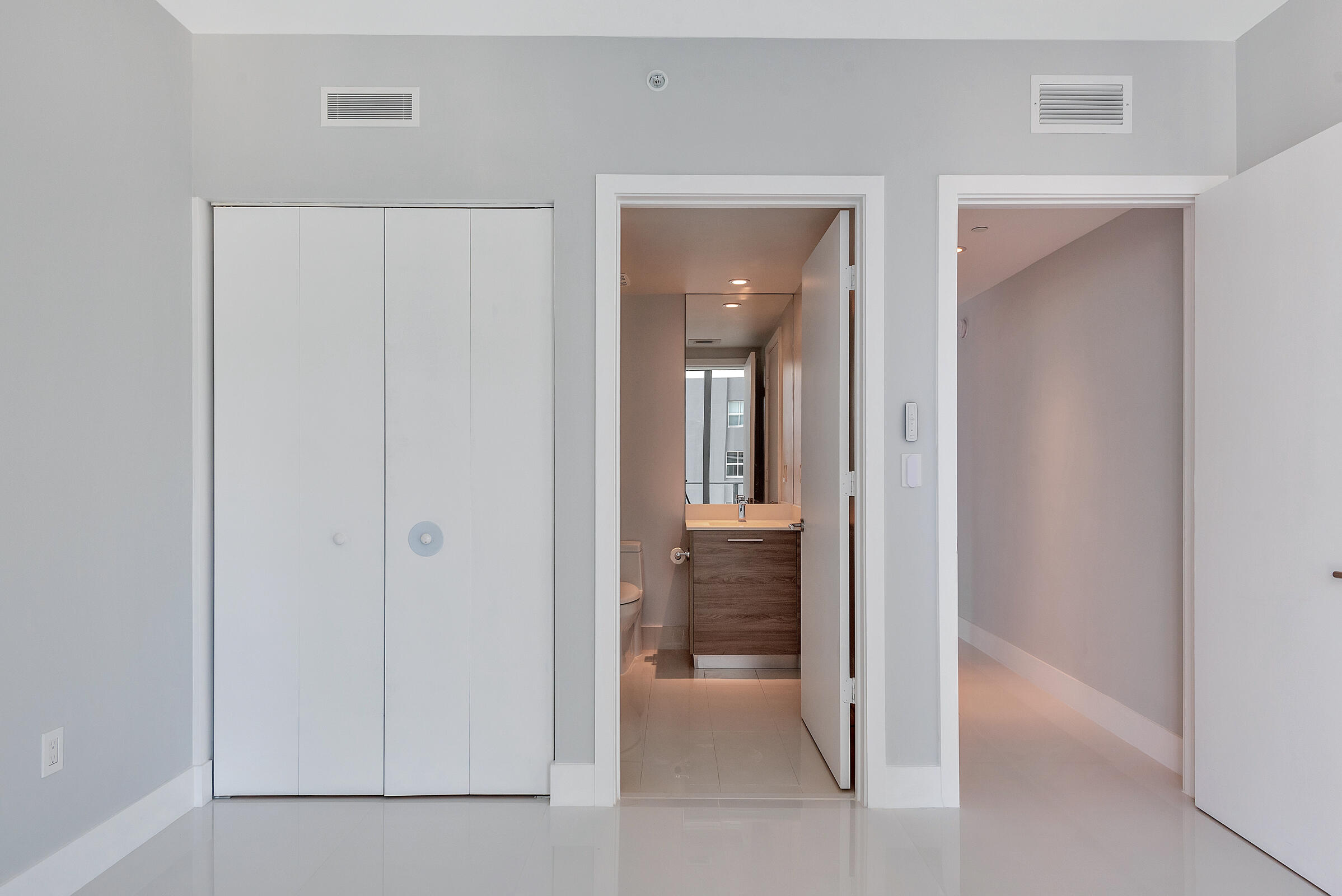 1300 S MIAMI AVENUE CONDO - Residential Lease