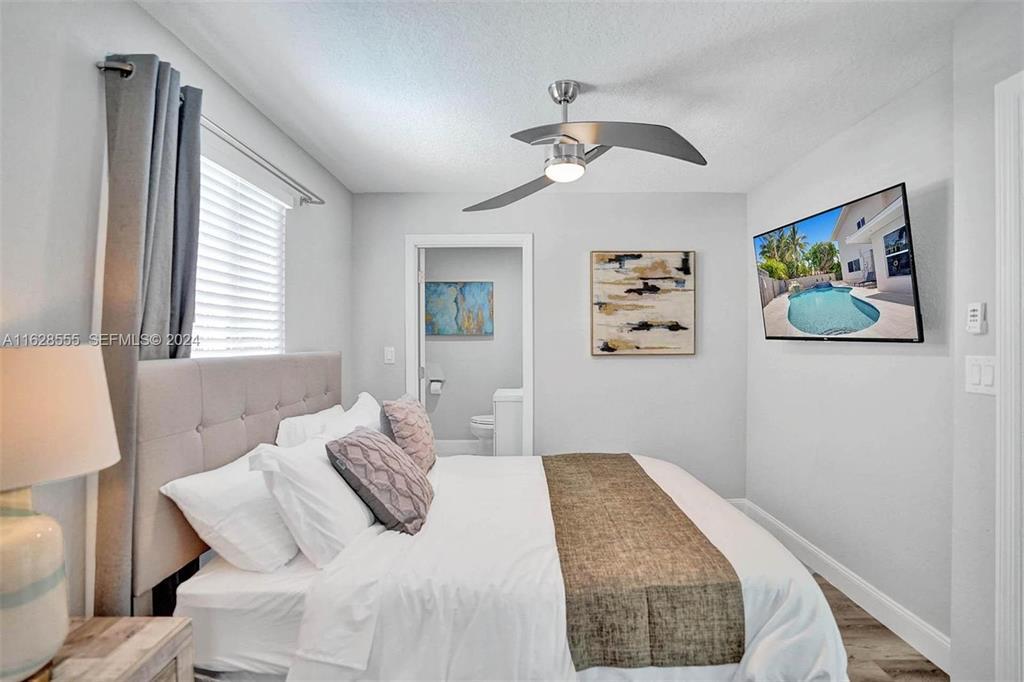 HILLSBORO SHORES SEC - Residential