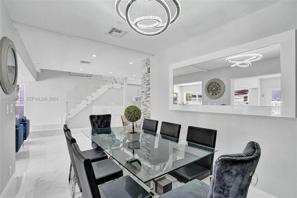 HILLSBORO SHORES SEC - Residential