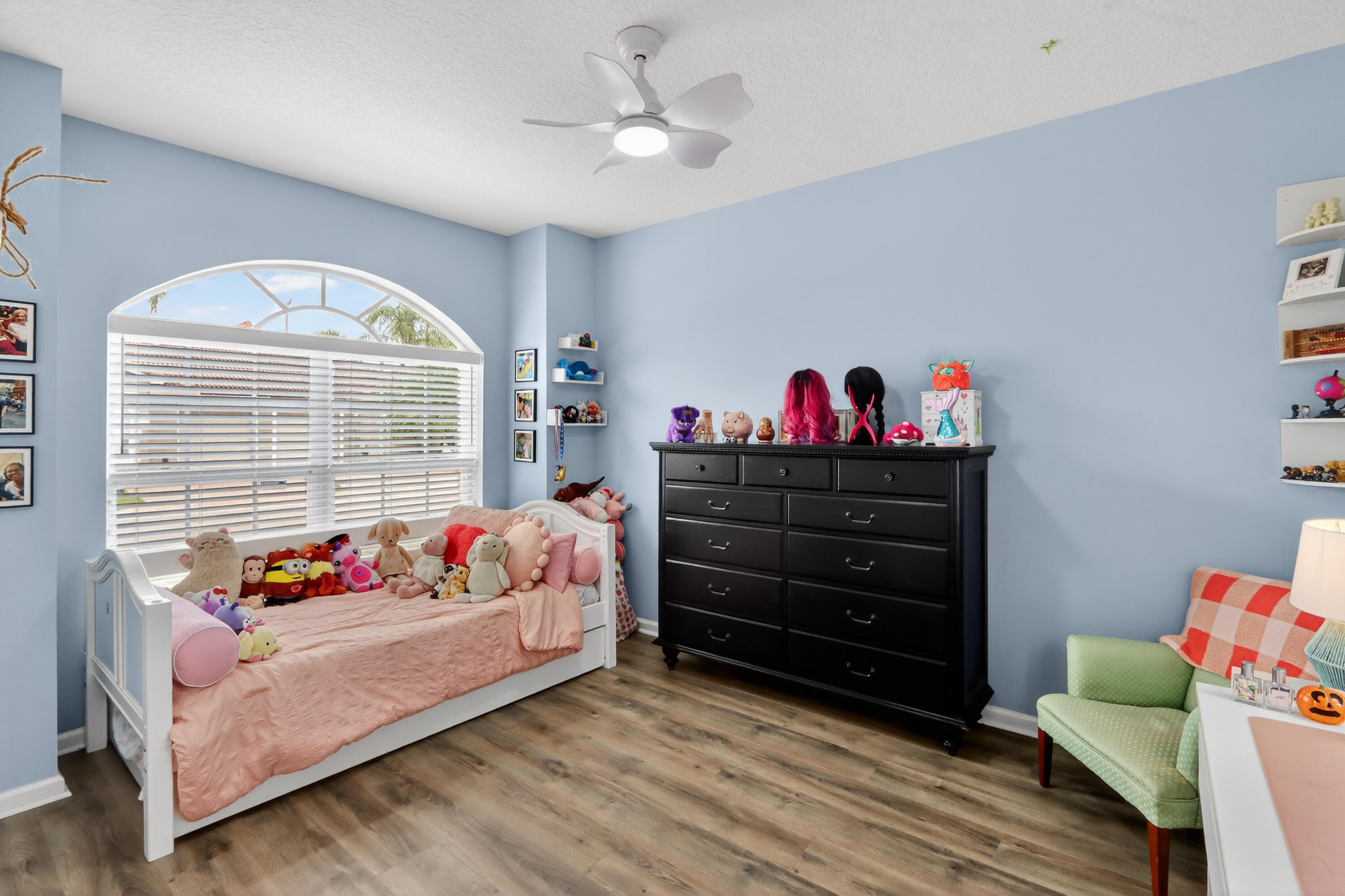 MIZNER POINTE OF BOCA VIA ANCHO - Residential