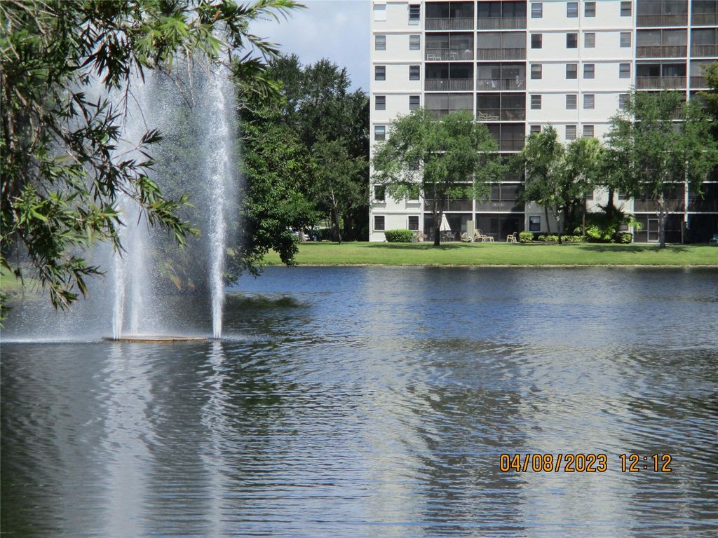 Photo of 2322 S Cypress Bend Dr #607, Pompano Beach, FL 33069 (MLS # F10396105)