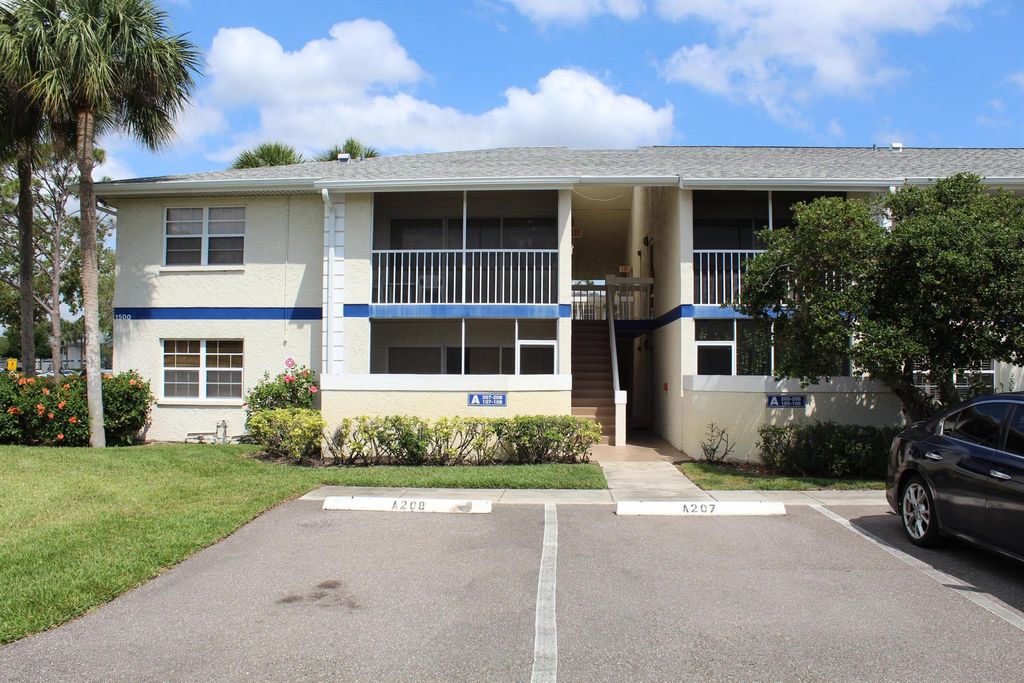 Photo of 1500 SE Royal Green Circle #208, Port Saint Lucie, FL 34952 (MLS # R11091504)