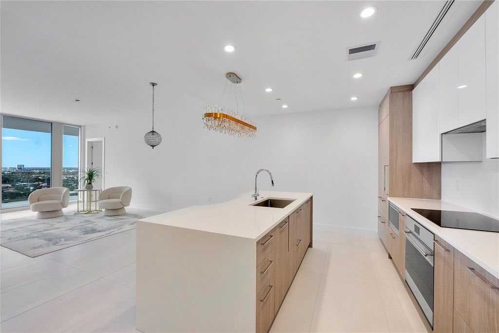 Photo of 153 N Seabreeze Blvd #1803-S, Fort Lauderdale, FL 33304 (MLS # F10549804)