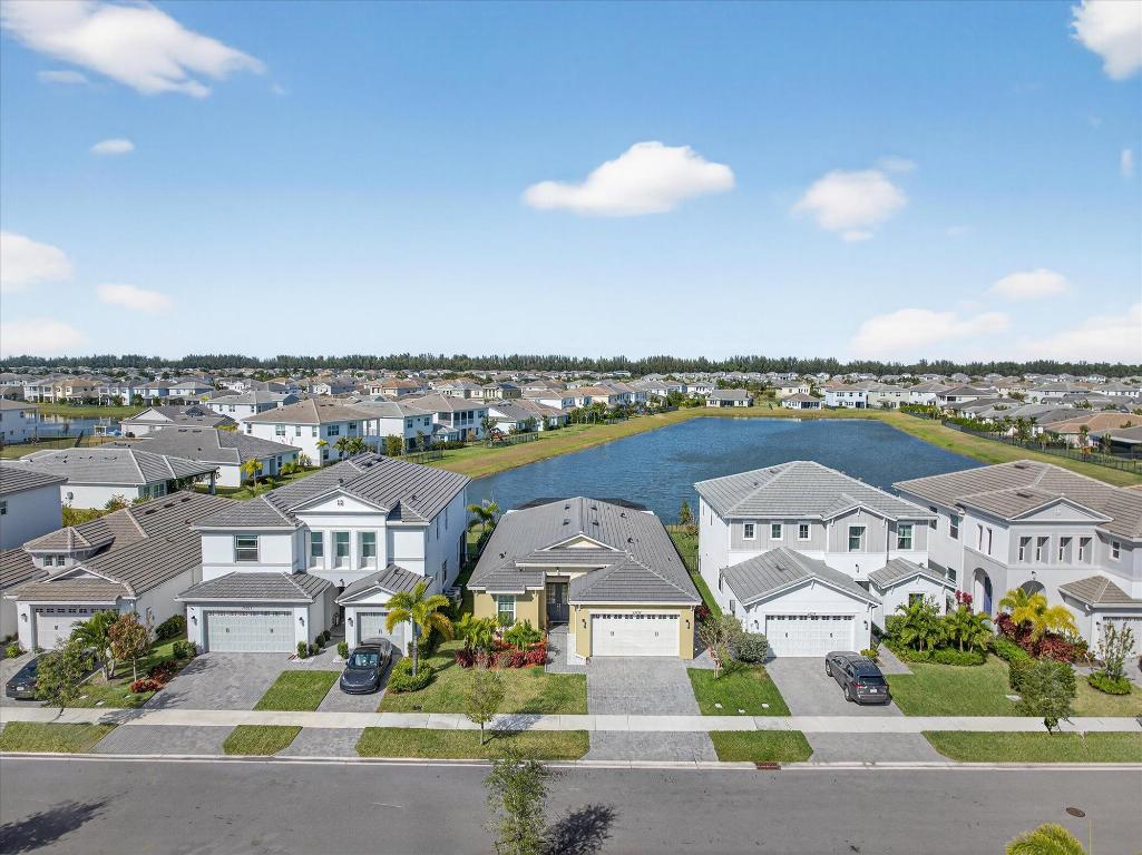 ORCHARDS OF WESTLAKE PHASE 1 - Residential