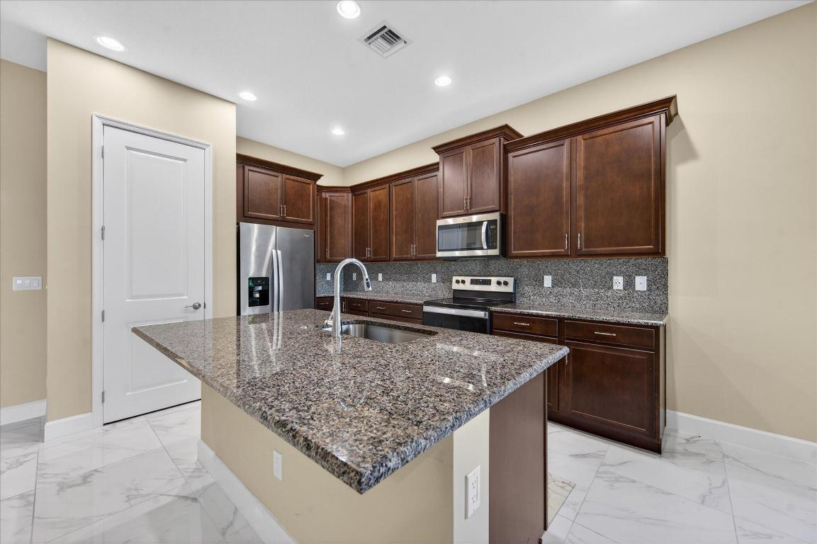 ORCHARDS OF WESTLAKE PHASE 1 - Residential