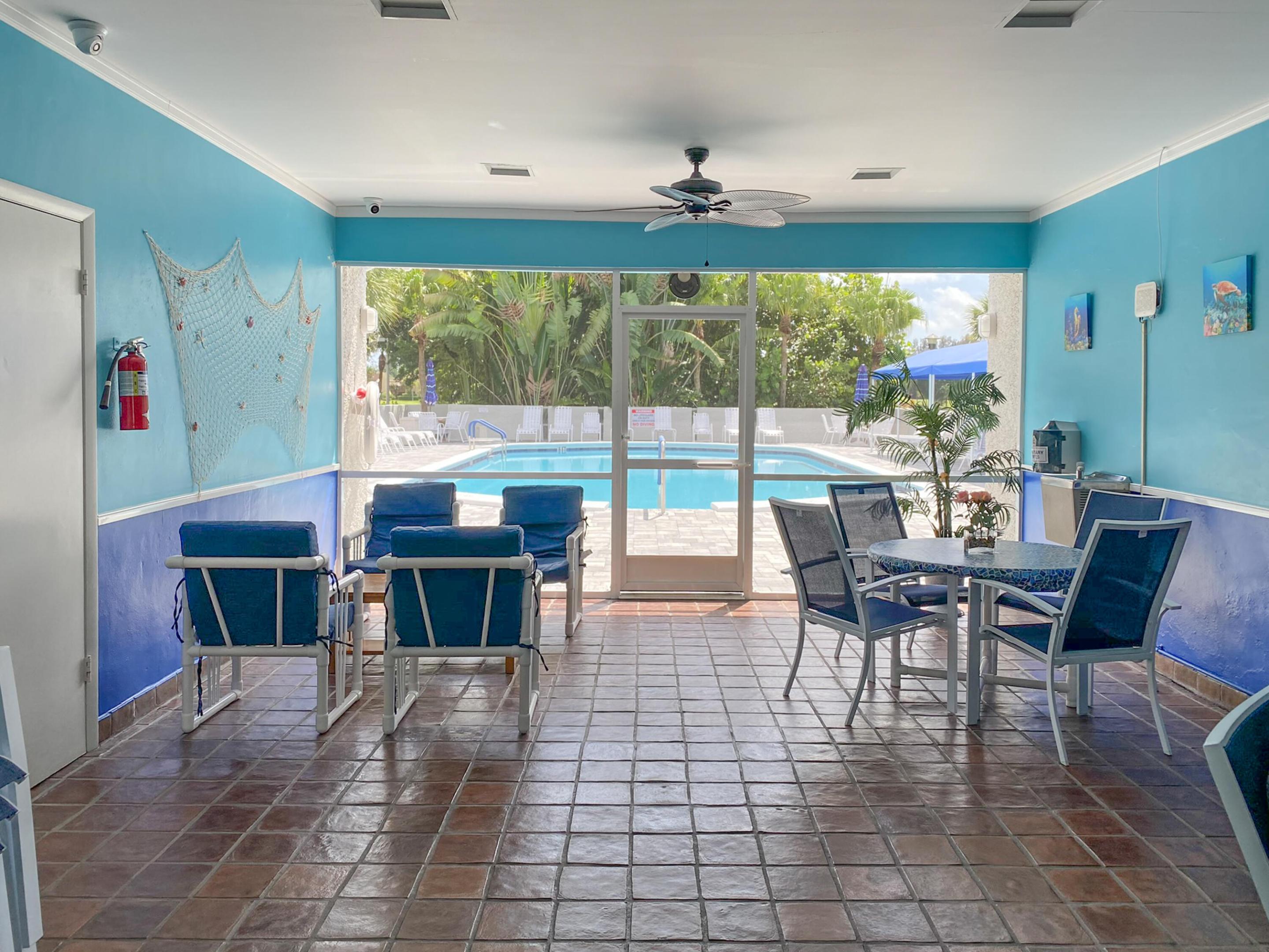 FOUNTAINS OF PALM BEACH CONDO 3 - Residential