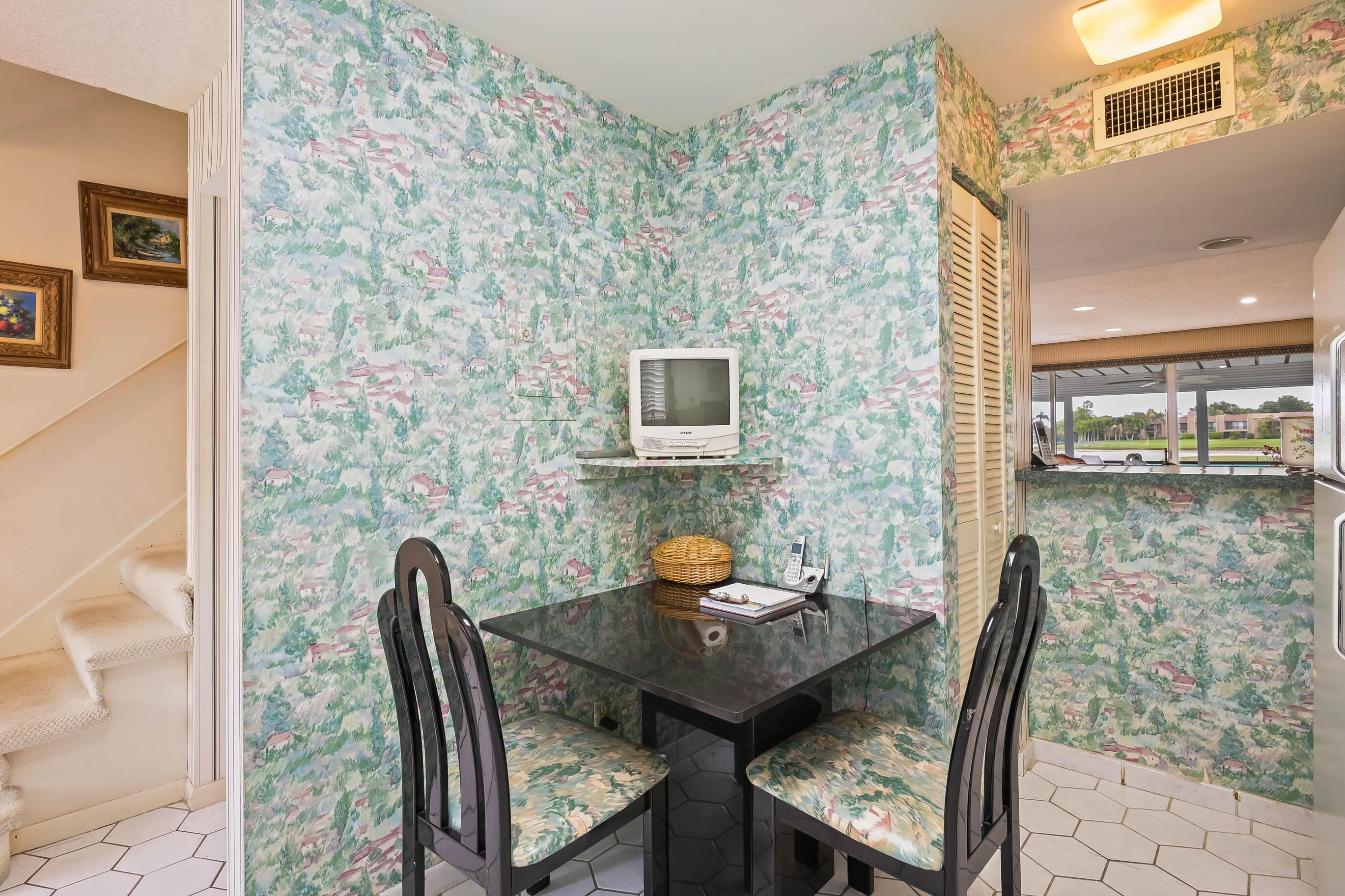 FOUNTAINS OF PALM BEACH CONDO 3 - Residential