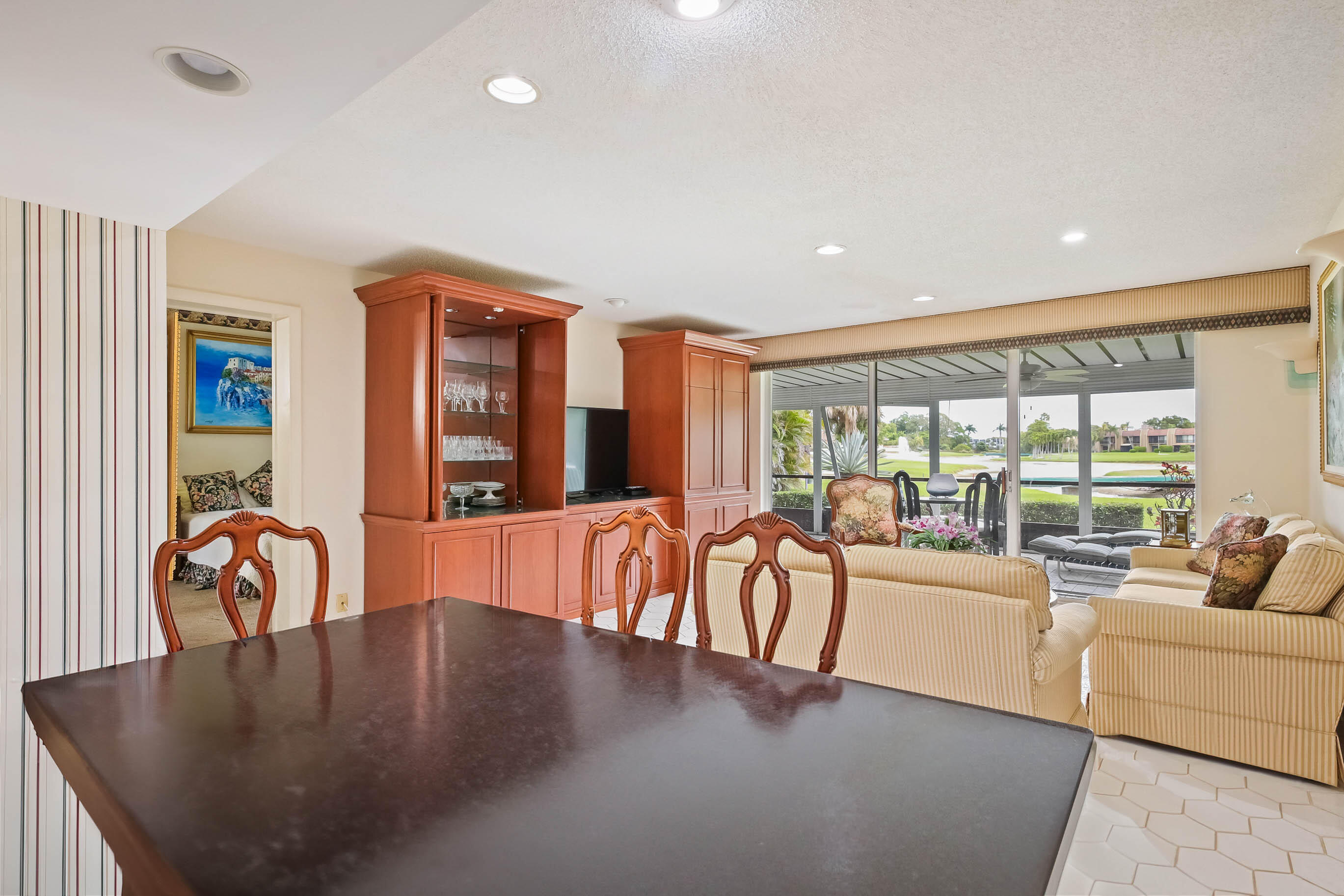 FOUNTAINS OF PALM BEACH CONDO 3 - Residential