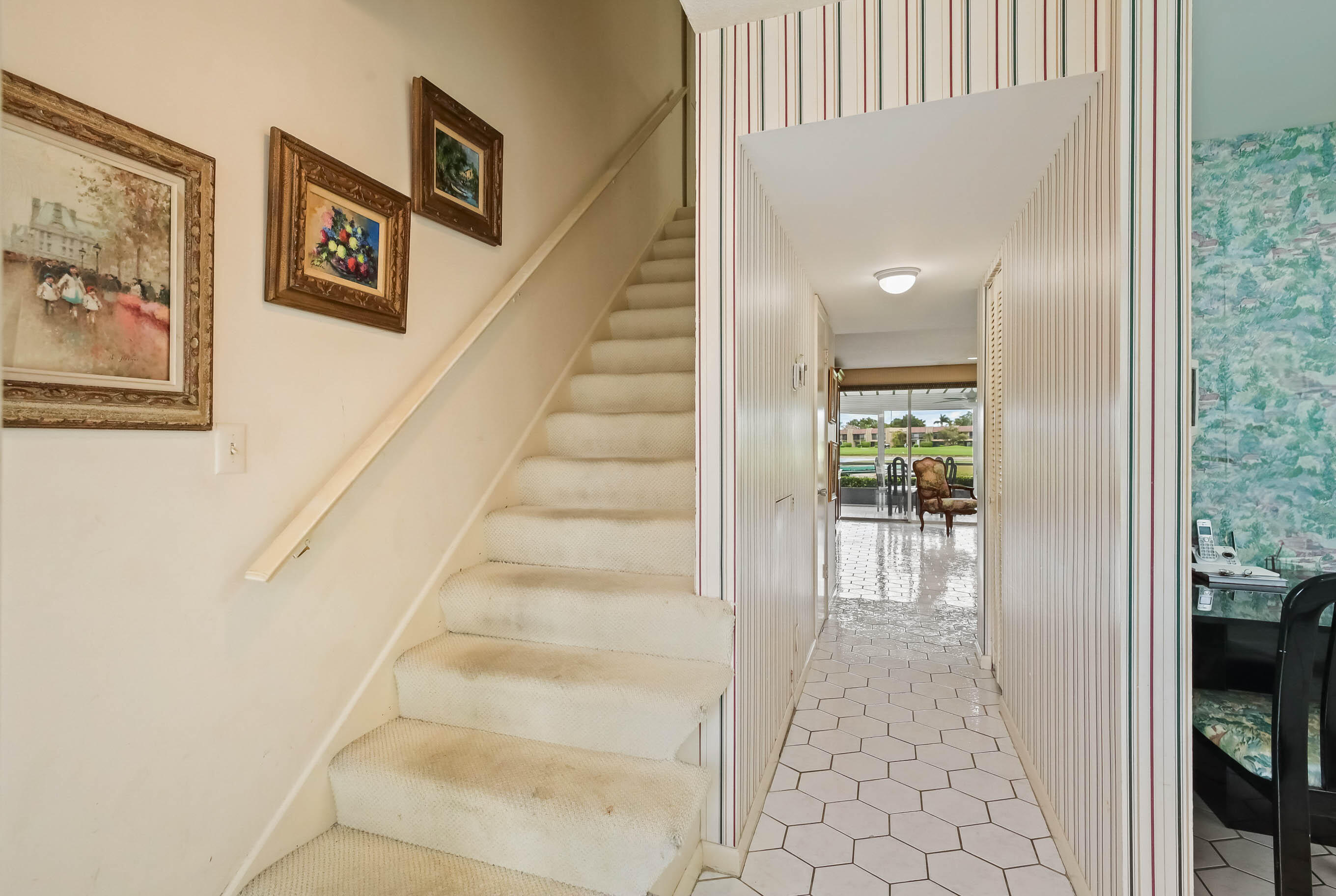 FOUNTAINS OF PALM BEACH CONDO 3 - Residential