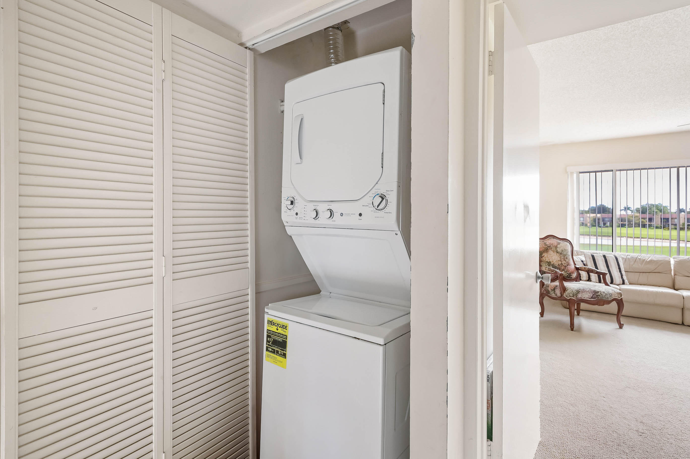 FOUNTAINS OF PALM BEACH CONDO 3 - Residential