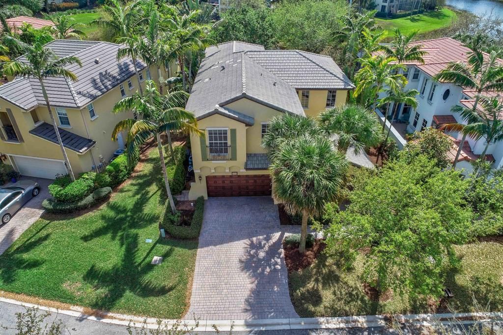 Photo of 2016 Graden Drive, Palm Beach Gardens, FL 33410 (MLS # R10697625)