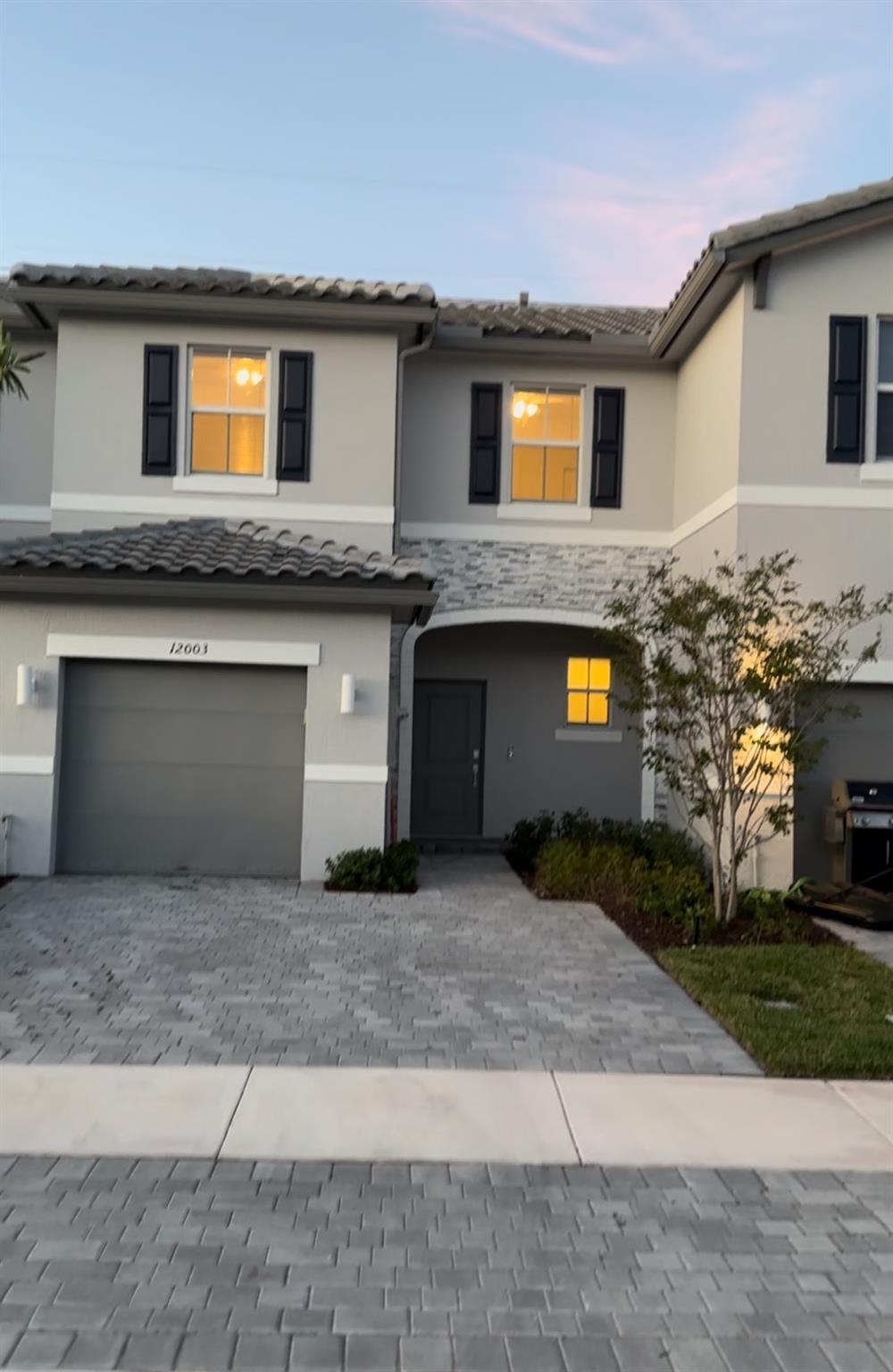 Imagine living in a stunning 3-bedroom, 2.5-bathroom oasis, perfectly situated in the heart of Coral Springs. Be the one to call this amazing townhome in Coral Springs yours! This is conveniently located near Walmart, Publix, Costco, CVS, Walgreens, Sawgrass Expressway and many restaurants. The school district is amazing and this luxurious community is well maintained. This home features impact windows throughout, all new stainless steel appliances and blinds. The only thing this property is missing is you!