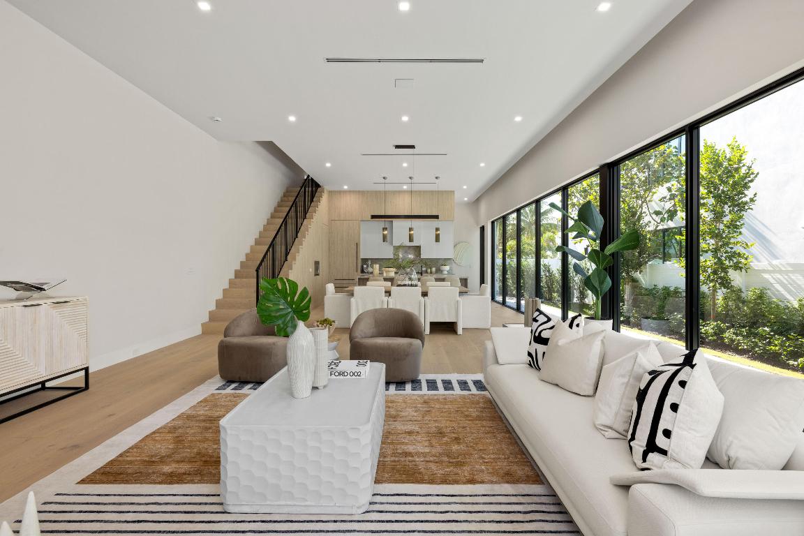 LA HACIENDA DELRAY - Residential