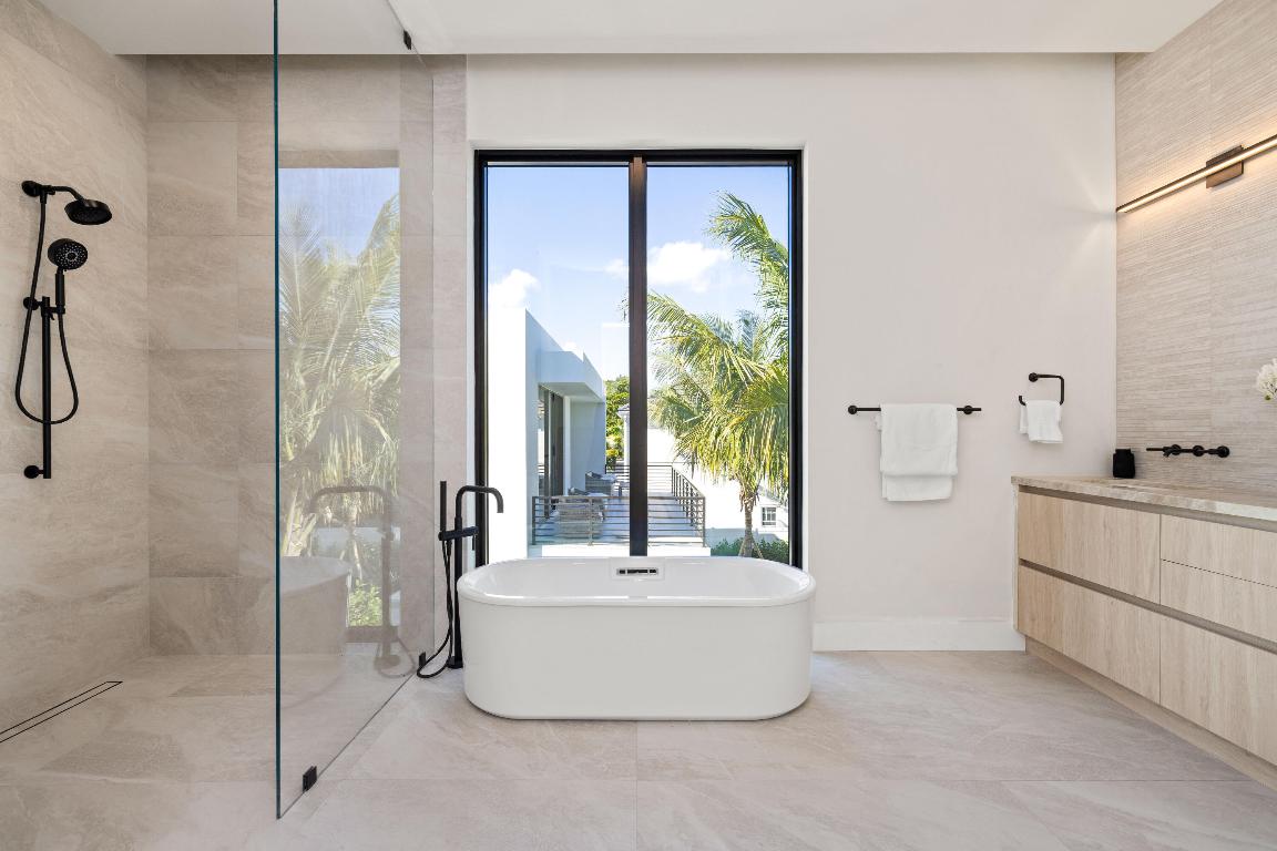 LA HACIENDA DELRAY - Residential