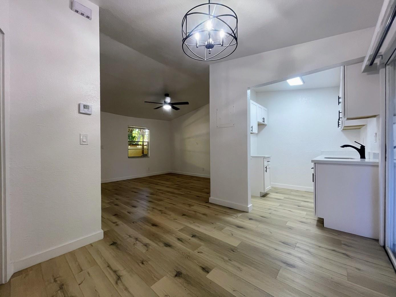 LAKE ISLAND - Residential