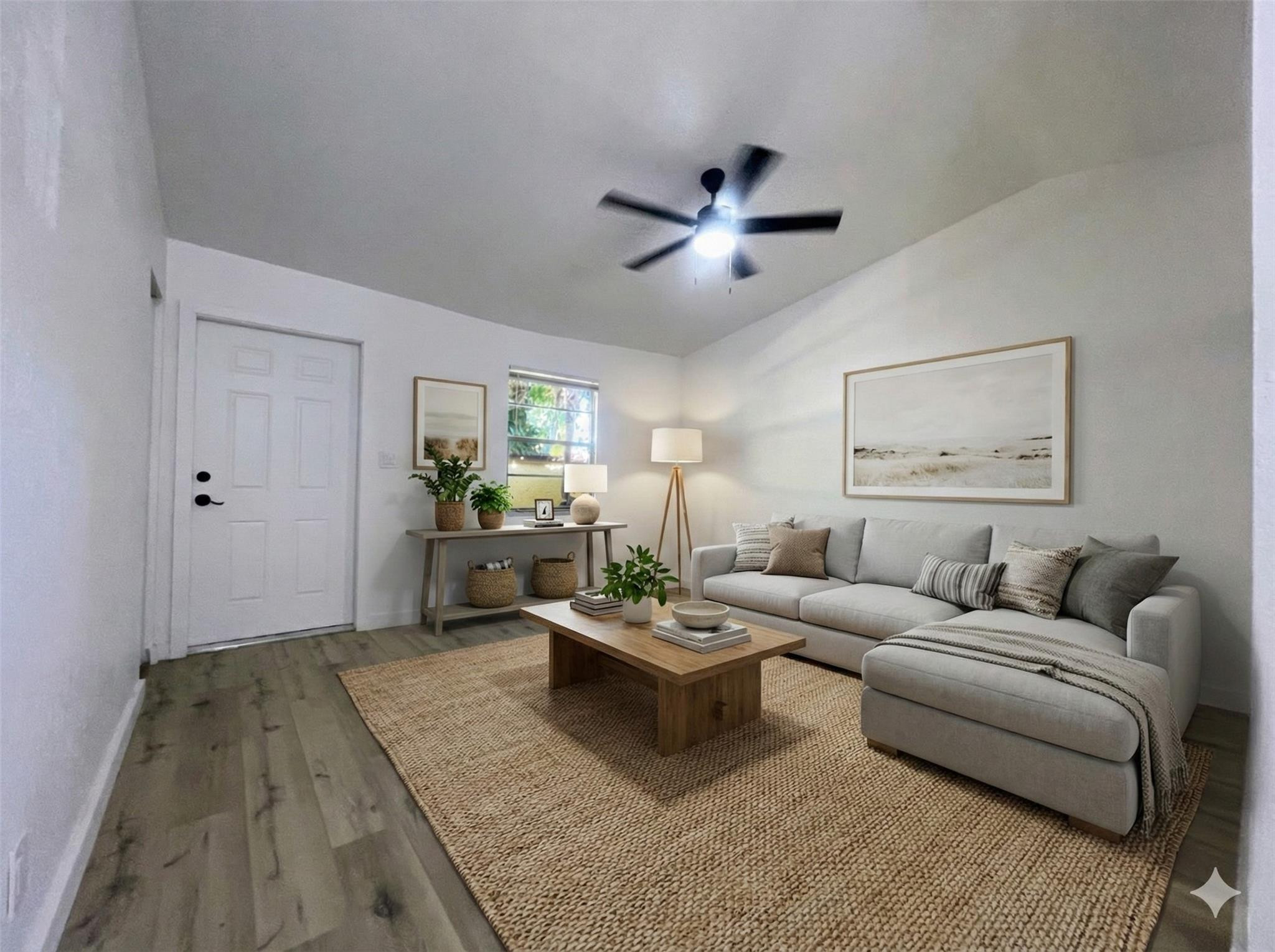 LAKE ISLAND - Residential