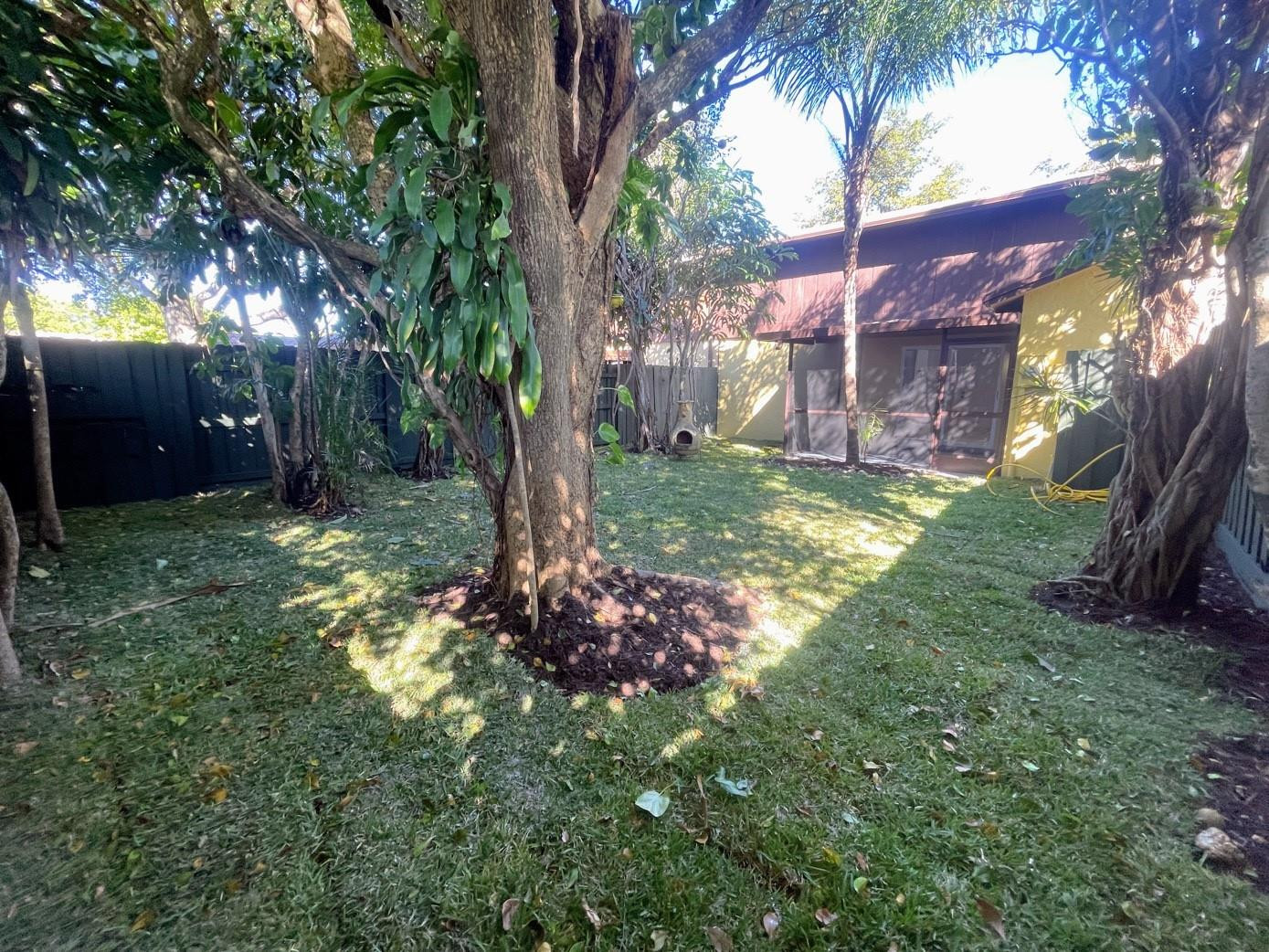 LAKE ISLAND - Residential