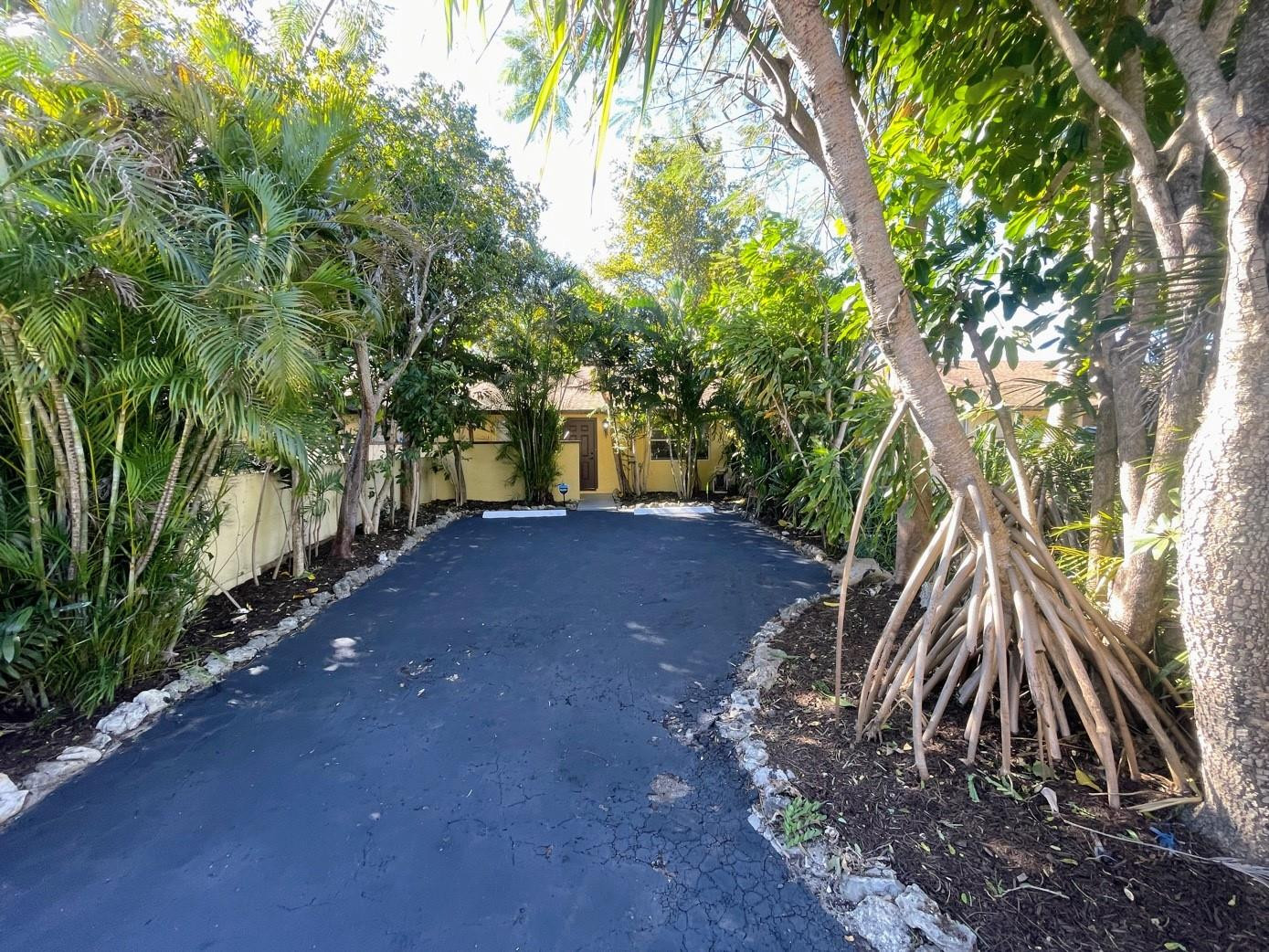 LAKE ISLAND - Residential