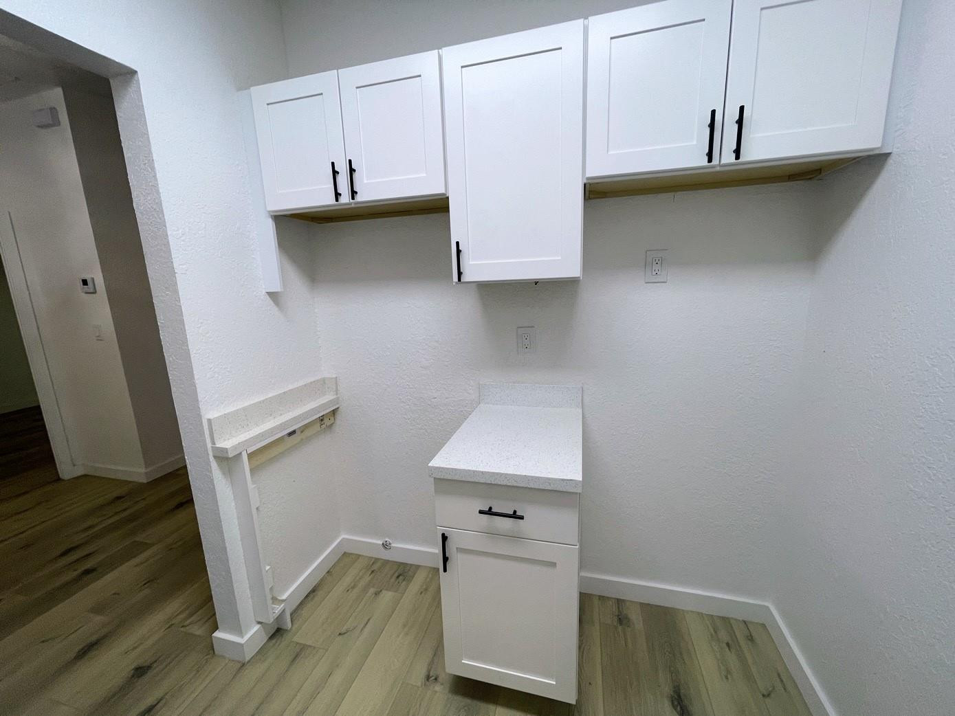 LAKE ISLAND - Residential