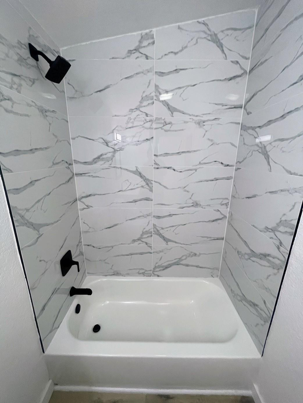 LAKE ISLAND - Residential