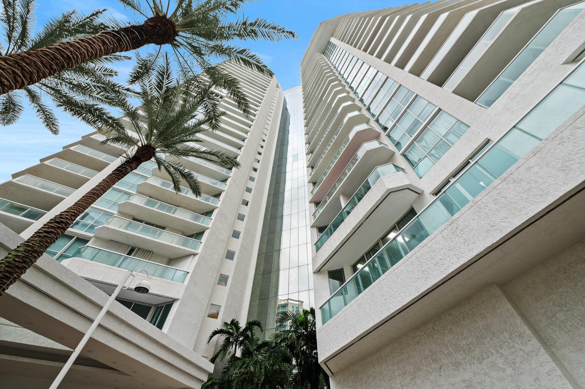 OCEANIA IV - Residential