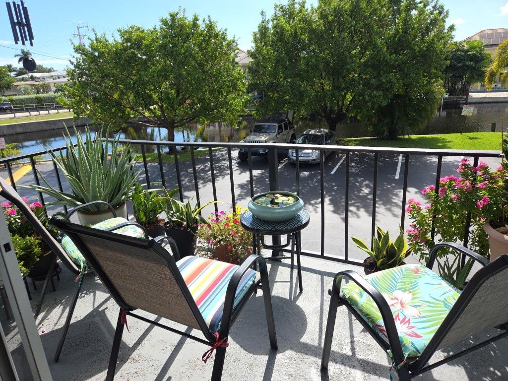 Photo of 3004 NE 5th Terrace #201C, Wilton Manors, FL 33334 (MLS # F10533880)