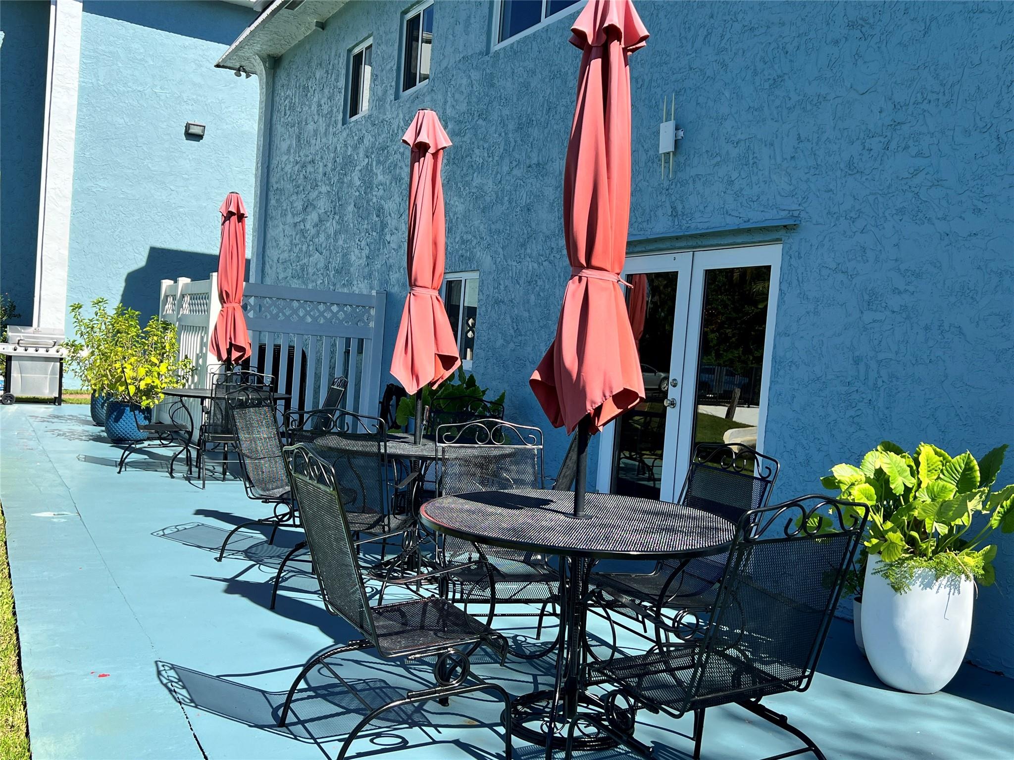 River Manor - Residential Lease