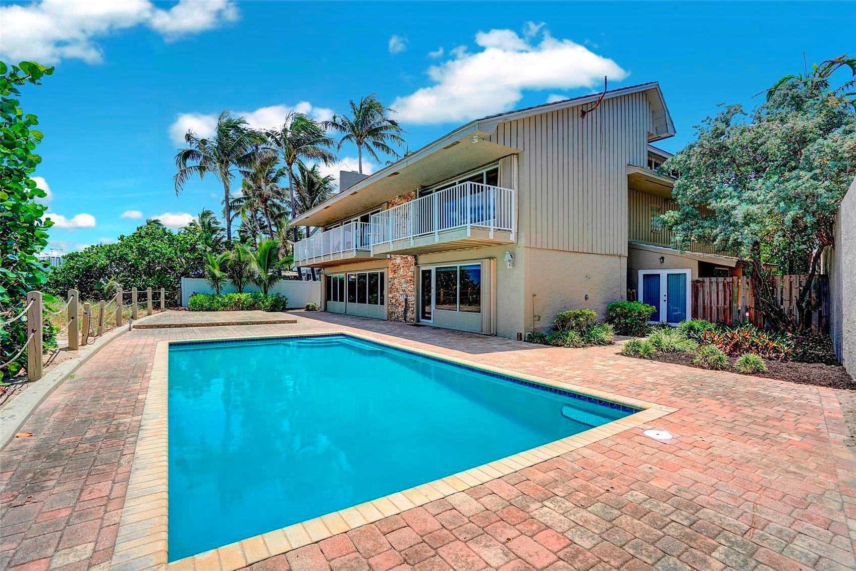 HILLSBORO SHORES SEC - Residential