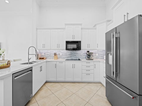 Tiny photo for 10920 HAWKS VISTA Street, Plantation, FL 33324 (MLS # B26051597)