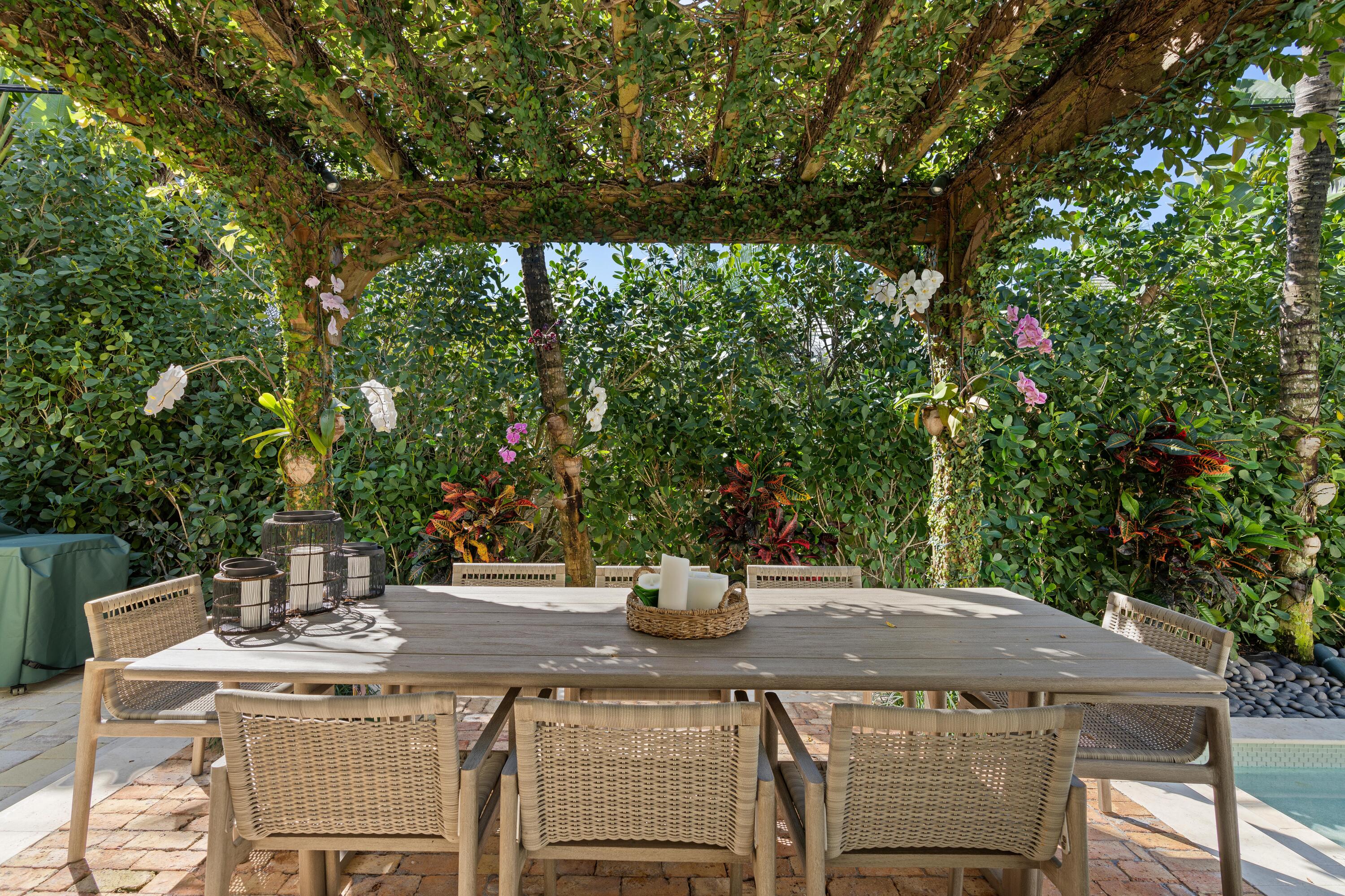 Tropic Isle - Residential