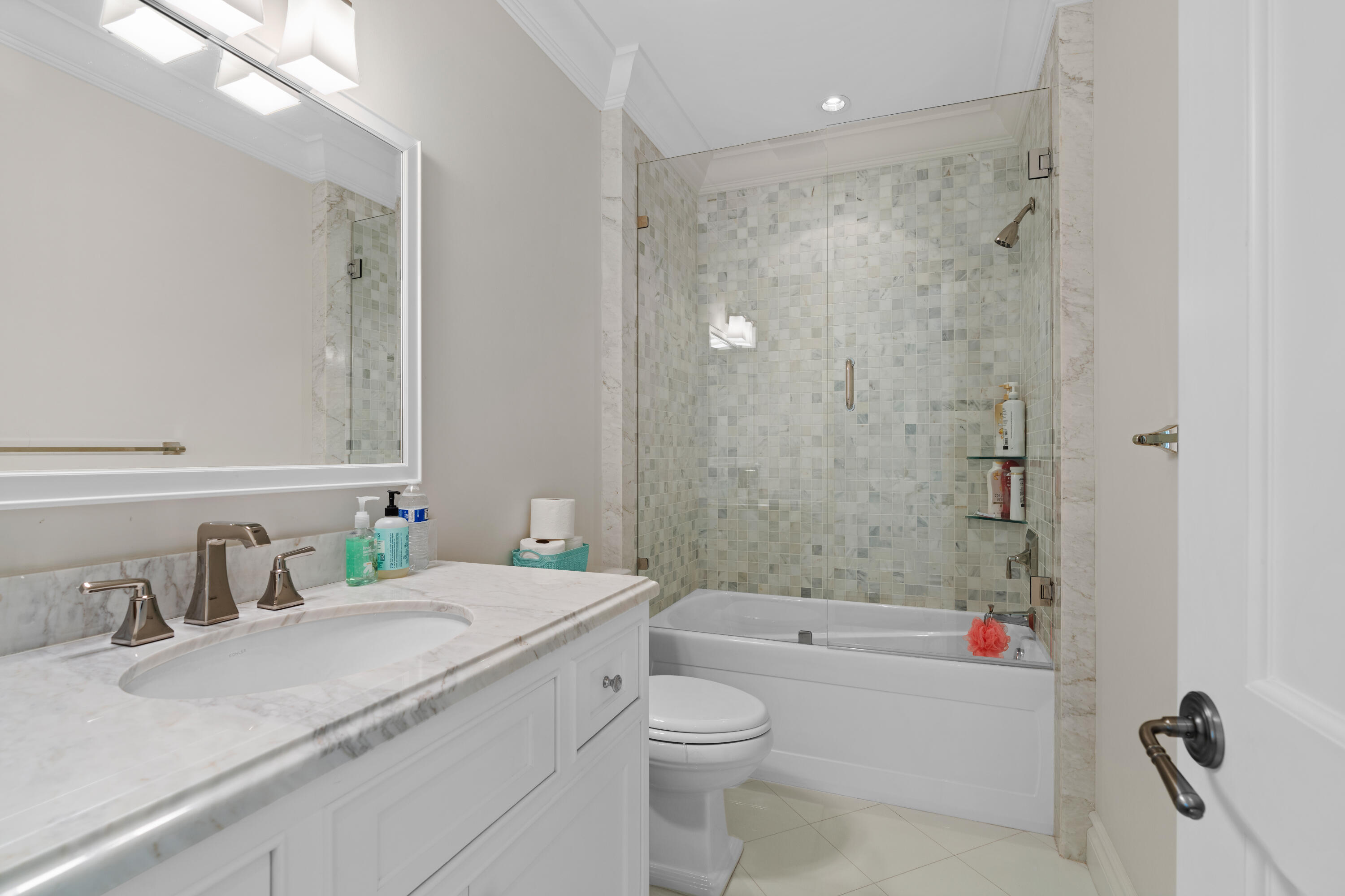 Tropic Isle - Residential