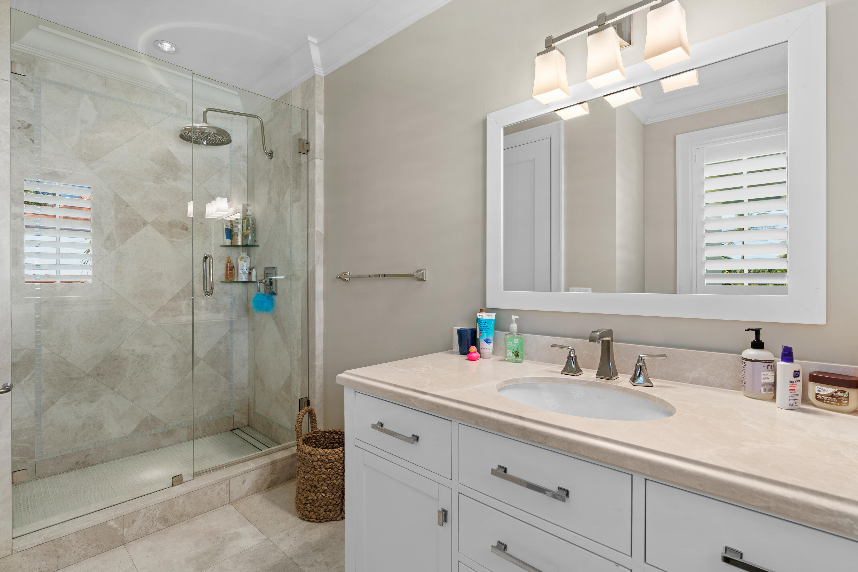 Tropic Isle - Residential