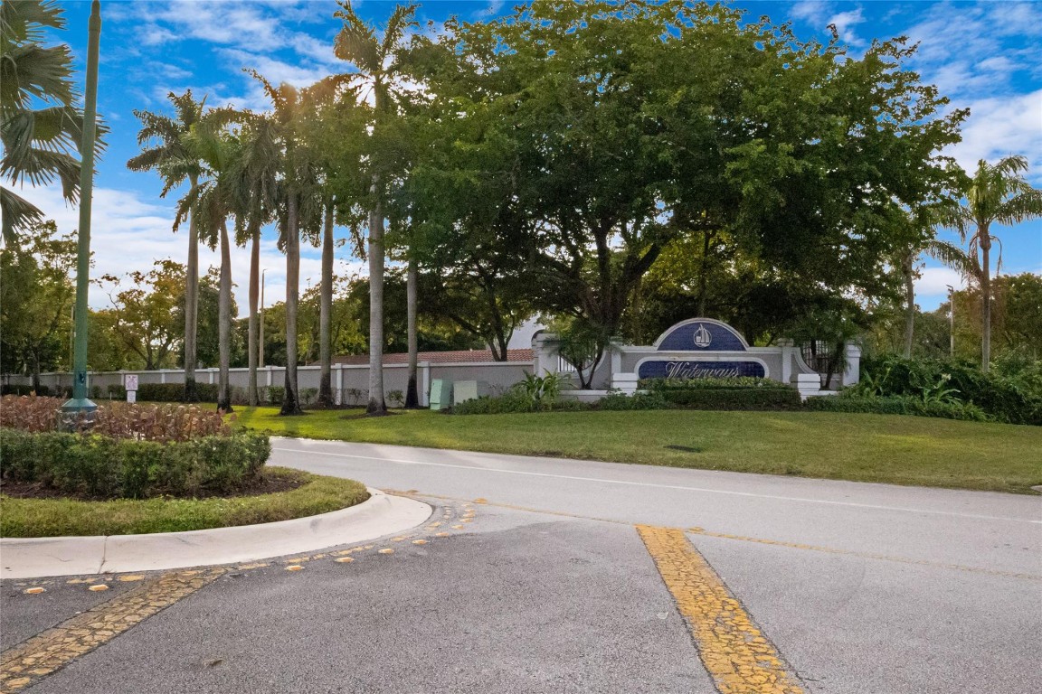 Olympia & York Residentia - Residential Lease